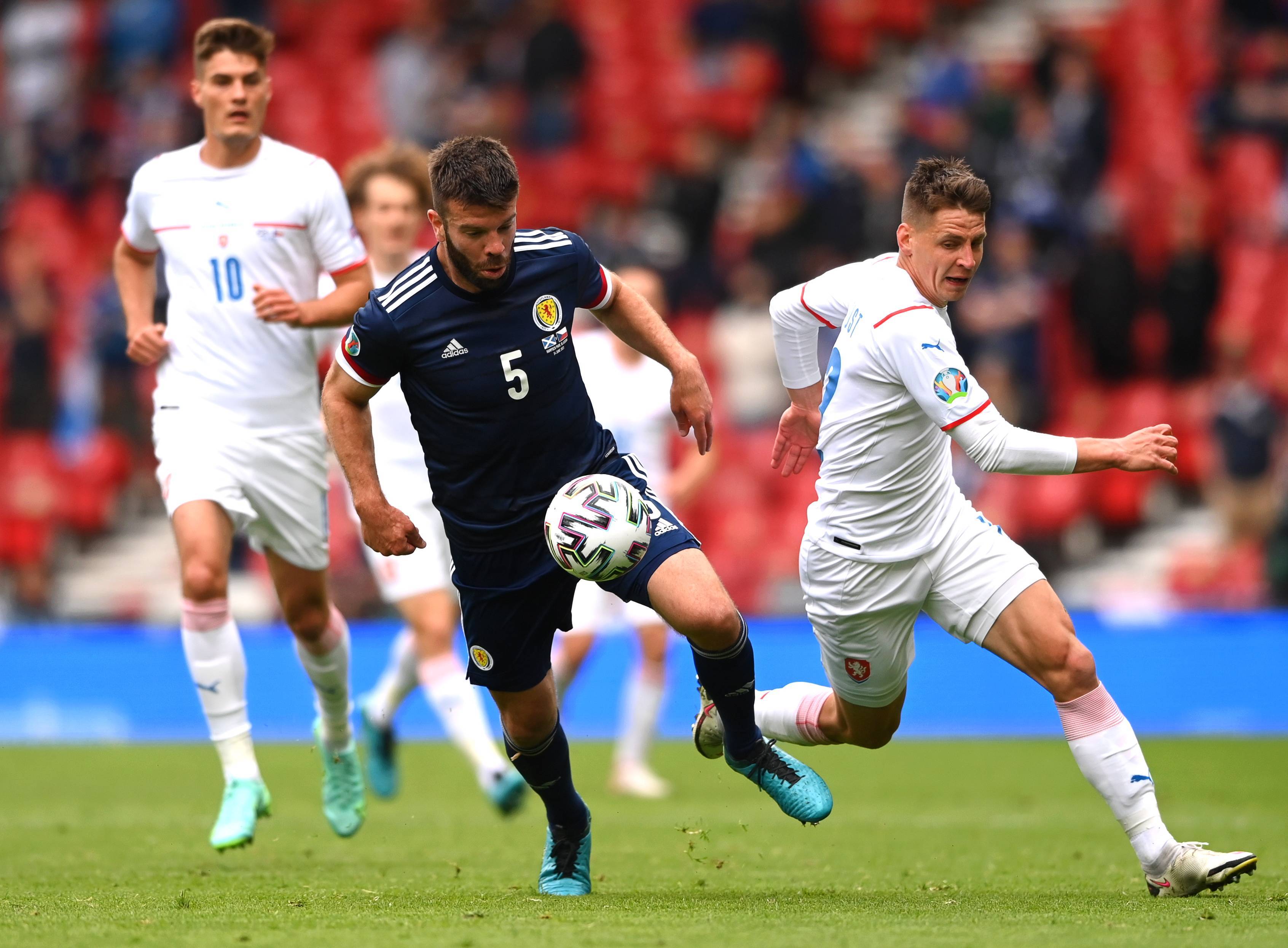 更是对比赛 更是对比赛